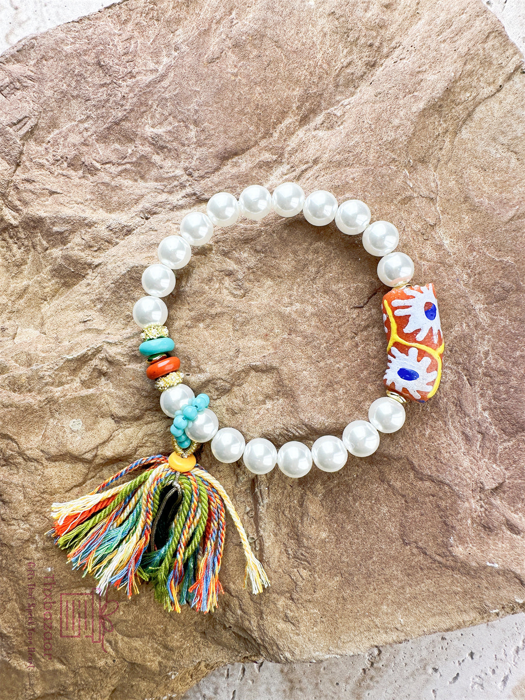 Blessing Jewelry Enchanting Shell Pearl Bracelet with Symbolic Akosu Bead and Tibetan Rope Weaving